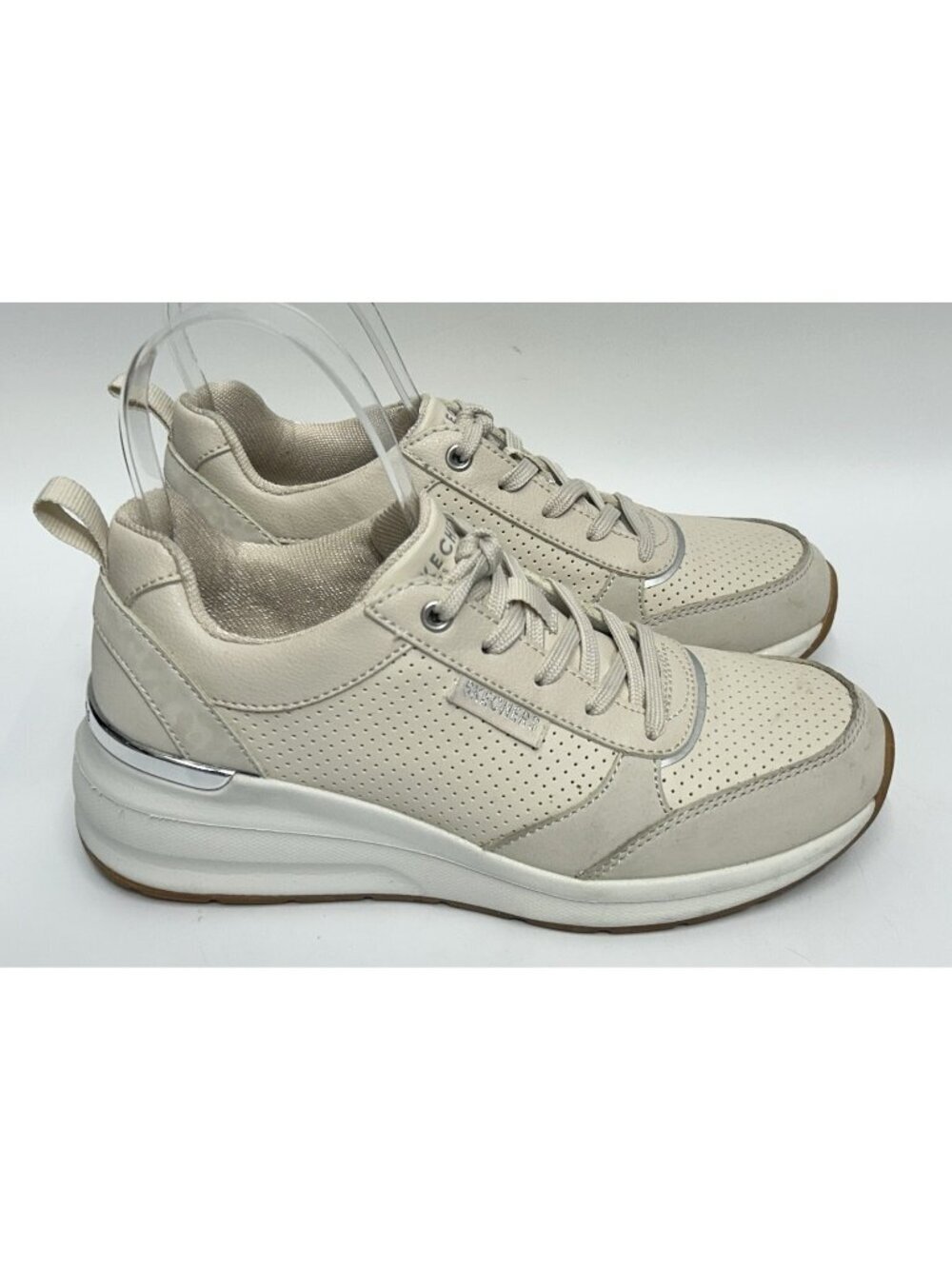 Skechers Street Billion Wedge Women’s Sneakers Size 5.5 Off White Subtle Spots